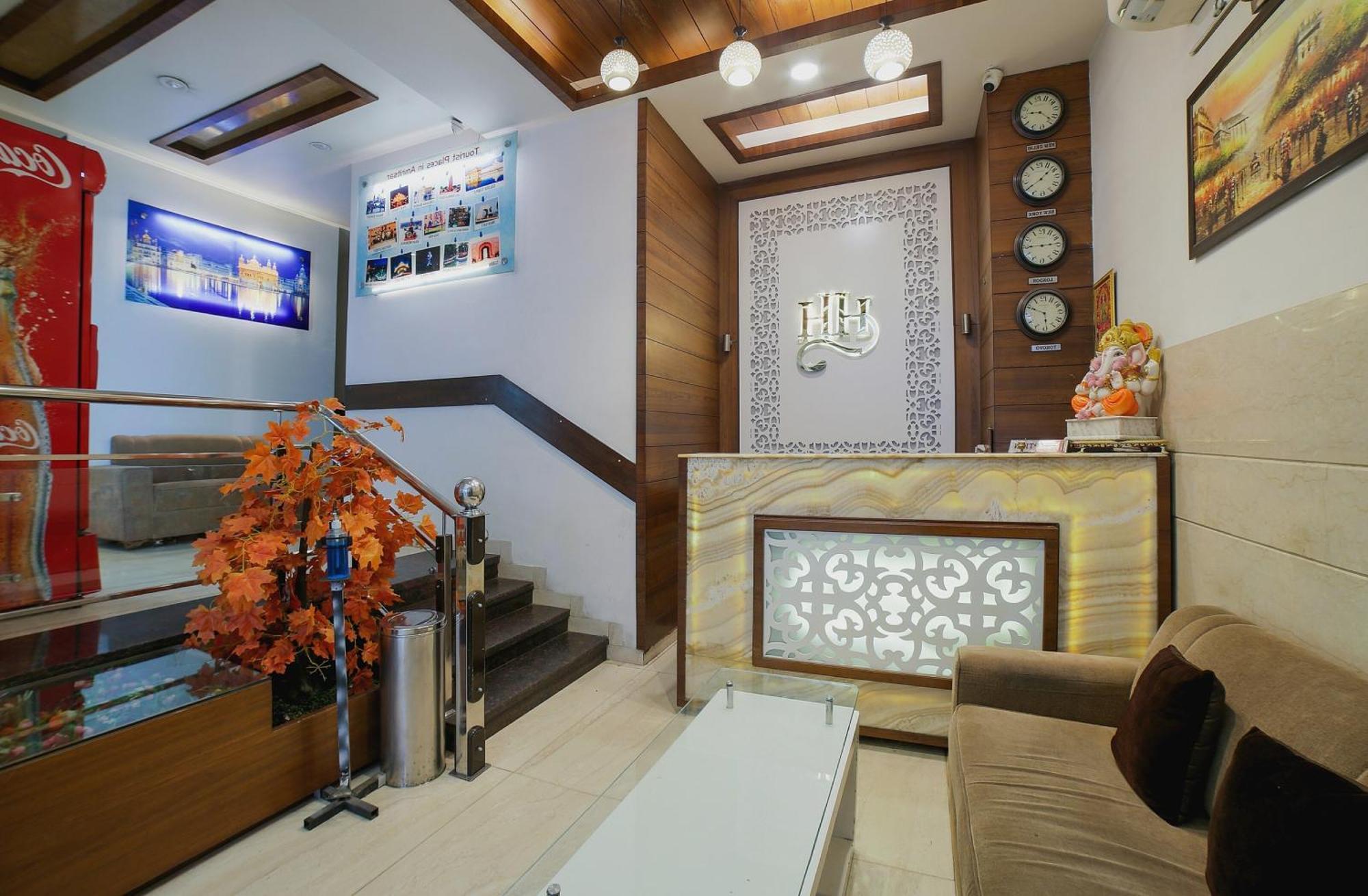 Hotel Townhouse Hollywood Heights Amritsar Exterior foto